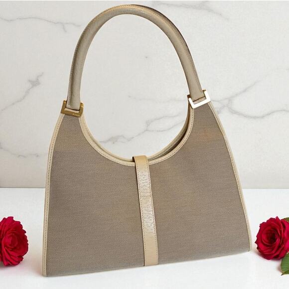 Authentic Gucci Jackie Canvas and Leather Beige Shoulder Bag $1,365 - Picture 2 of 16